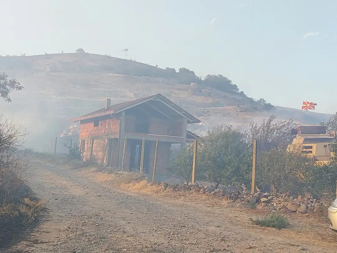 Three villages have been affected by wildfires in Sveti Nikole, while a fire has burnt down a quarter of all houses in the village of Nemanjici, the Mayor of Sveti Nikole Dejan Mladev said Mo