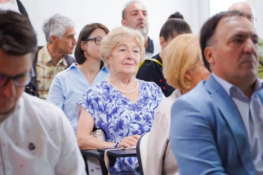 Панел - дискусија „Достоинствен живот или преживување?“