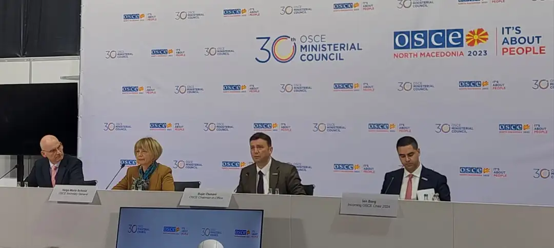Завршна прес-конференција од 30. Министерски состанок на ОБСЕ во Скопје, на кој ќе се обратат досегашниот претседавач, министерот за надворешни работи на Северна Македонија Бујар Османи, идни