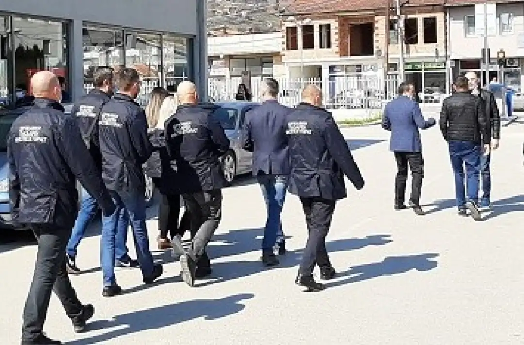 Пазарен инспекторат При контрола на угостителски објекти, во тетовско Доброште е утврдено работење на локал подолго од дозволено, соопшти денеска СВР Тетово. Во содејство со Државен пазарен инспeкторат биле конт