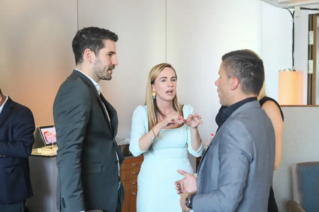 Николовски во Виена 1