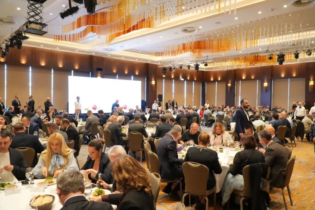 Велигденски ручек Мицкоски