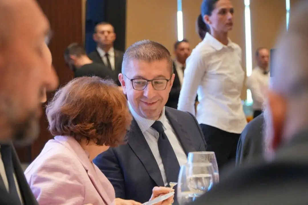 Велигденски ручек Мицкоски