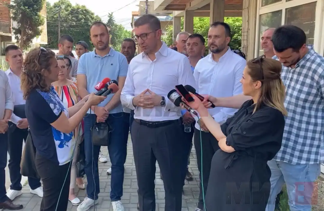 VMRO-DPMNE leader Hristijan Mickoski said Thursday in Kochani that their condition on possible vote for the constitutional amendments would be a government without DUI until the elections and