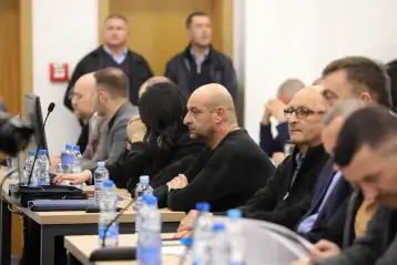 Судењето за пожарот во дискотеката „Пулс“ во Кочани, во кој загинаа 63 лица, продолжува на 2 декември. На денешното рочиште присутните законски застапници на општетените пред Судот изјавија д