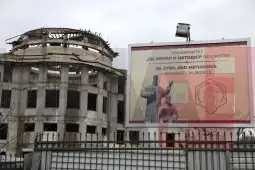 зграда на финки во градба 2