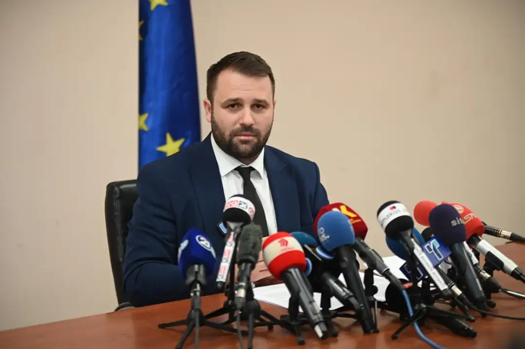 дурмиши 1 Утре или в понеделник Министерството за економија ќе соопшти какви мерки ќе преземе Владата во однос на поскапувањата на основните прехранбени производи поради кои граѓаните организираат бојк