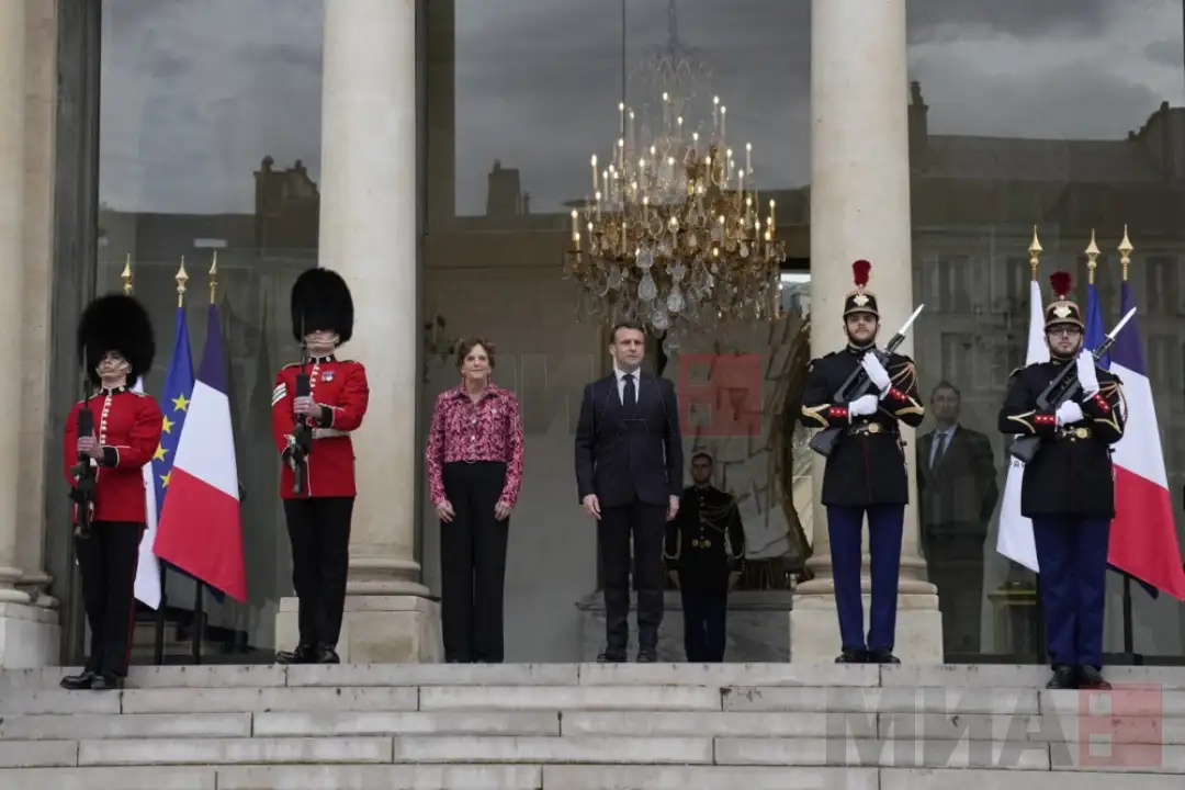 макрон француско-британски договор