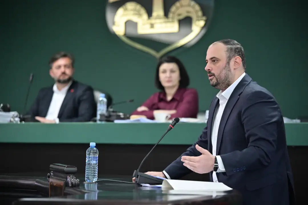 Градоначалникот на Скопје, Орце Ѓорѓиевски денеска истакна дека во текот на 12 месеци од минатата година се наплатени една милијарда денари по основ на даноци, од кои околу 70 проценти се во