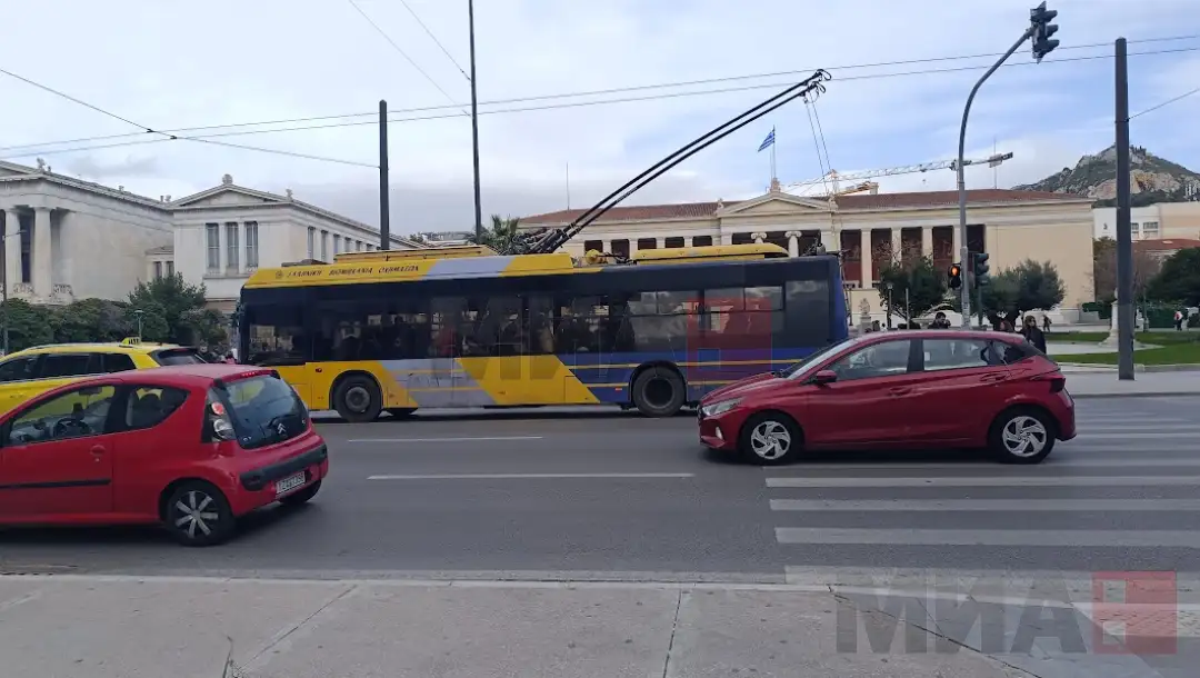 јавен превоз Атина