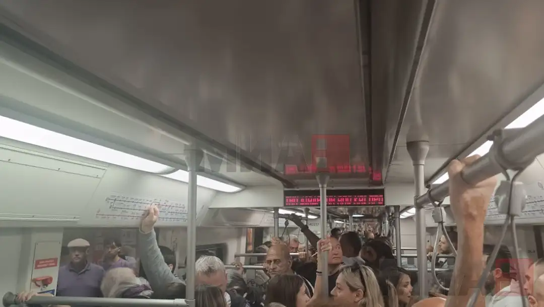 јавен превоз Атина