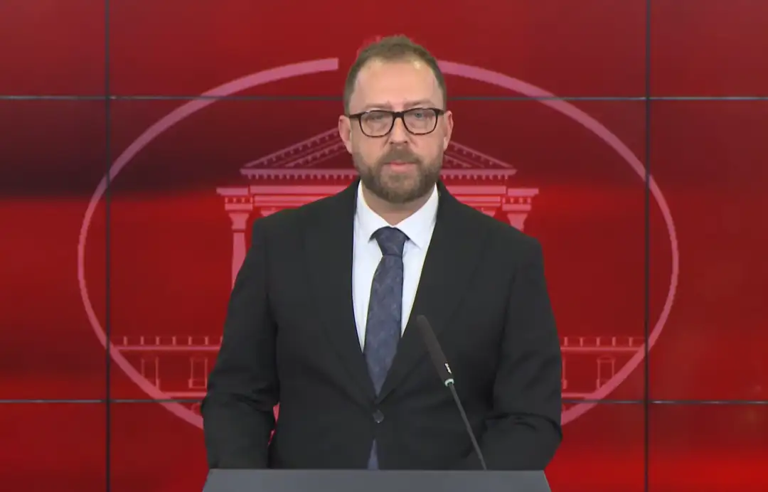 Përmes sistemit elektronik të aplikimit për konkurset vjetore për projekte kulturore për vitin 2026 kanë arritur 2.618 aplikime, njoftoi ministri i Kulturës dhe Turizmit Zoran Ljutkov, duke s