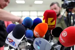 DUI leader Ali Ahmeti said Tuesday his words relating to Alfa and Telma TV stations during a party event in Gostivar over the weekend did not refer to them but resulted from various reactions