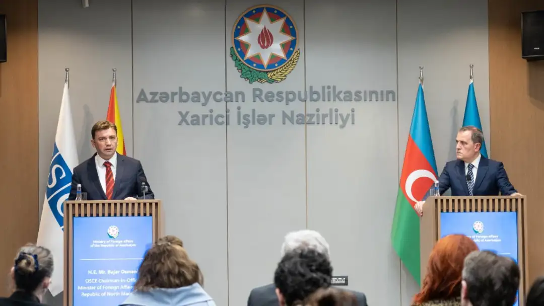 Претседавачот со ОБСЕ и министер за надворешни равоти на Северна Македонија Бујар Османи, за време посетата на Азербејџан ја истакна својата и поддршката од Организацијата за мирно, сеопфатно