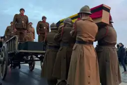 Погреб војник