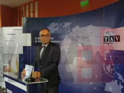 Генералниот директор на ТАВ Македонија, Метин Батак фото миа