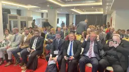 Охрид, зелен транспорт Сообраќајот и транспортот во иднина ќе се заснова врз поголема искористеност на т.н. „чиста енергија“ односно пред се на струја и водород. Решенијата во транспортот мора да се бараат и во под