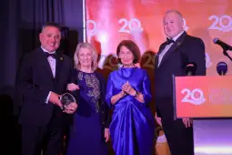 сиљановска давкова во детроит