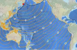 Земјотрес со магнитуда од 8.7 Рихтерови степени е навистина огромен настан. Земјотреси со толку голема јачина обично се случуваат во зони каде што постои интеракција на големите тектонски пло