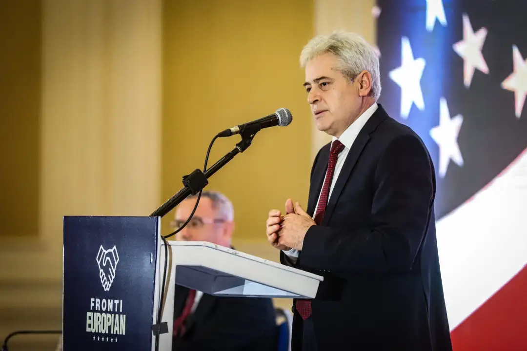 DUI is holding talks with all political parties outside the ethnic Albanian opposition bloc to invite them to join the party's European Front coalition, DUI leader Ali Ahmeti told a press con
