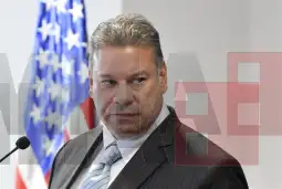 Специјалниот пратеник на САД за Западен Балкан Габриел Ескобар денеска во Загреб изјави дека Србија не се преправа дека сака да ги подобри односите со Загреб.