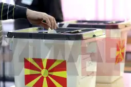На 36 избирачки места во Општина Гевгелија, правото на глас до 11 часот го искористиле 3 767 граѓани или 19,75 отсто од вкупно запишаните во избирачкиот список, потврди Митко Ризов, претседат