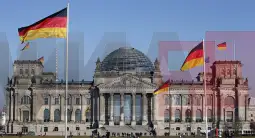 Германскиот Бундестаг заедно со трите Берлински универзитети секоја година доделува стипендии на дипломирани младинци да учествуваат во петмесечна програма за запознавање со политичкото одлуч