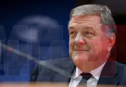 Поранешниот европратеник Антонио Панцери се договори со обвинителите и ќе сведочи против другите обвинети во истрагата за корупција во Европскиот парламент, позната како Катаргејт, објавија м