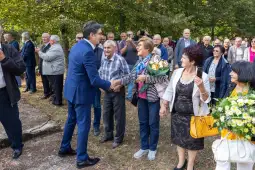 Пендаровски на одбележување на 80 годишнината од битката кај село Кленоец 6