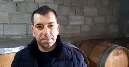 Се поголема побарувачката за домашно вино од винаријата Јанковски во делчевско Драмче