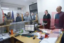 Toshkovski, departamenti për armë