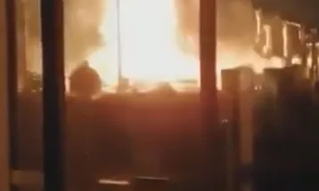 Најмалку четири лица се повредени во силната експлозија и пожар во фабрика во Тарагона (ДПЛ)
