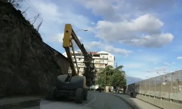 Во Велес заврши санирањето на карпата под Градскиот саат