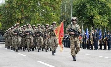 Црна Гора: Нов повик за доброволно служење воен рок