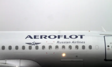 Руски авион се врати на аеродромот поради закана за бомба
