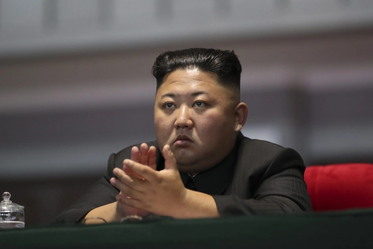Јонхап: Ким Џонг-ун не се појавува во јавност поради страв од коронавирус