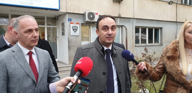 Чулев: Одлуката на Владата за неприфаќање 89 решенија за вработување во МВР е противуставна