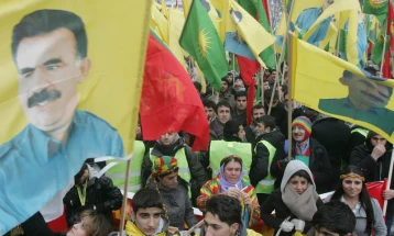 Неколку илјади Курди во Стразбур бараа ослободување на Оџалан
