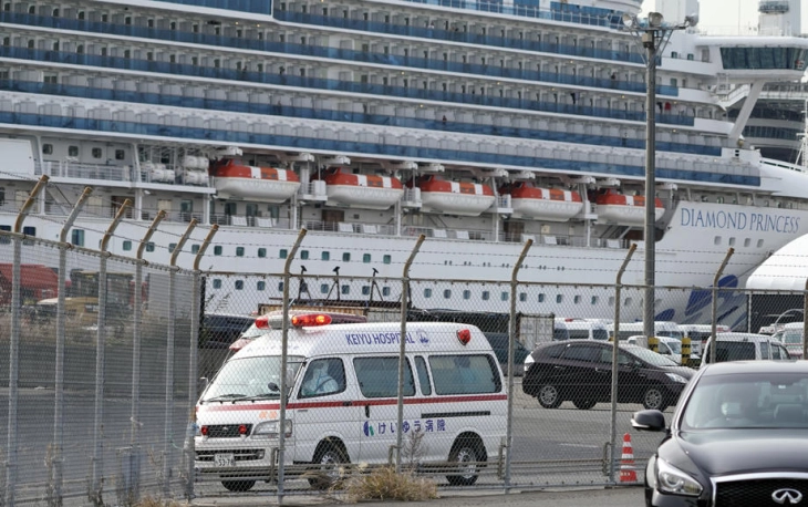 Меѓу евакуираните Американци од бродот во Јапонија, 14 позитивни на коронавирусот