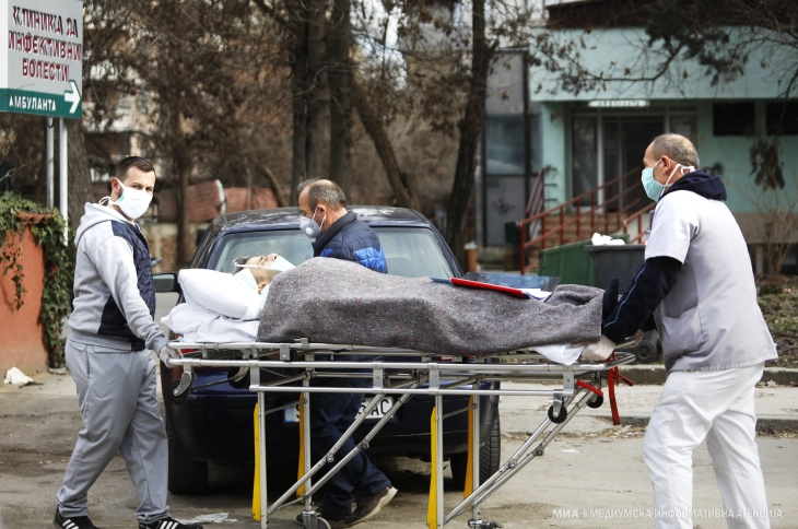 Тројца роднини на сопружниците од Дебарско позитивни на коронавирус (ПВТ)