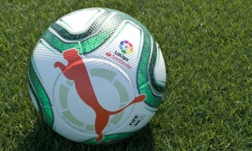 Шпанската фудбалска федерација ќе им помогне на клубовите со заеми