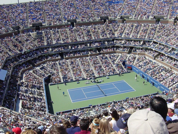 На терените на US Open во Њујорк се подига привремена болница