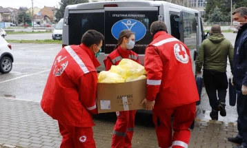 Во Куманово и денеска се делат продукти за социјално загрозените семејства