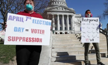 Во Висконсин половично гласање на изборите за номинација на демократски претседаталски кандидат