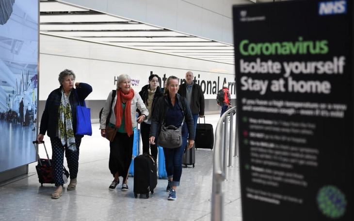 Аеродромот Хитроу во април очекува пад од 90 проценти во патничкиот сообраќај