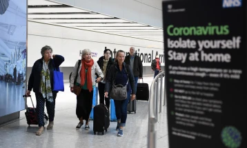 Аеродромот Хитроу во април очекува пад од 90 проценти во патничкиот сообраќај