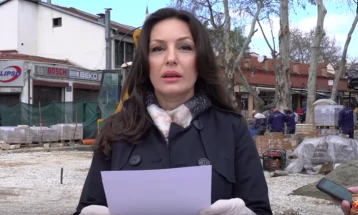 Попова: Ако се е по пропис зошто шверцерски се тргна калдрмата и се гради бетонско здание од некогашната Менада, оставки веднаш