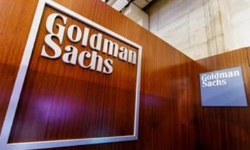 Преполовен профитот на Голдман Сакс поради издвоените резерви за покривање кредити