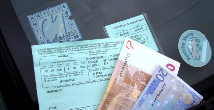 Француското Здружение на потрошувачи бара од осигурителните компании да им вратат на граѓаните околу две милијарди евра