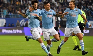 Директорот на Лацио: Министерот за спорт сака да не спречи да играме. Не разбирам зошто Јувентус и Интер молчат